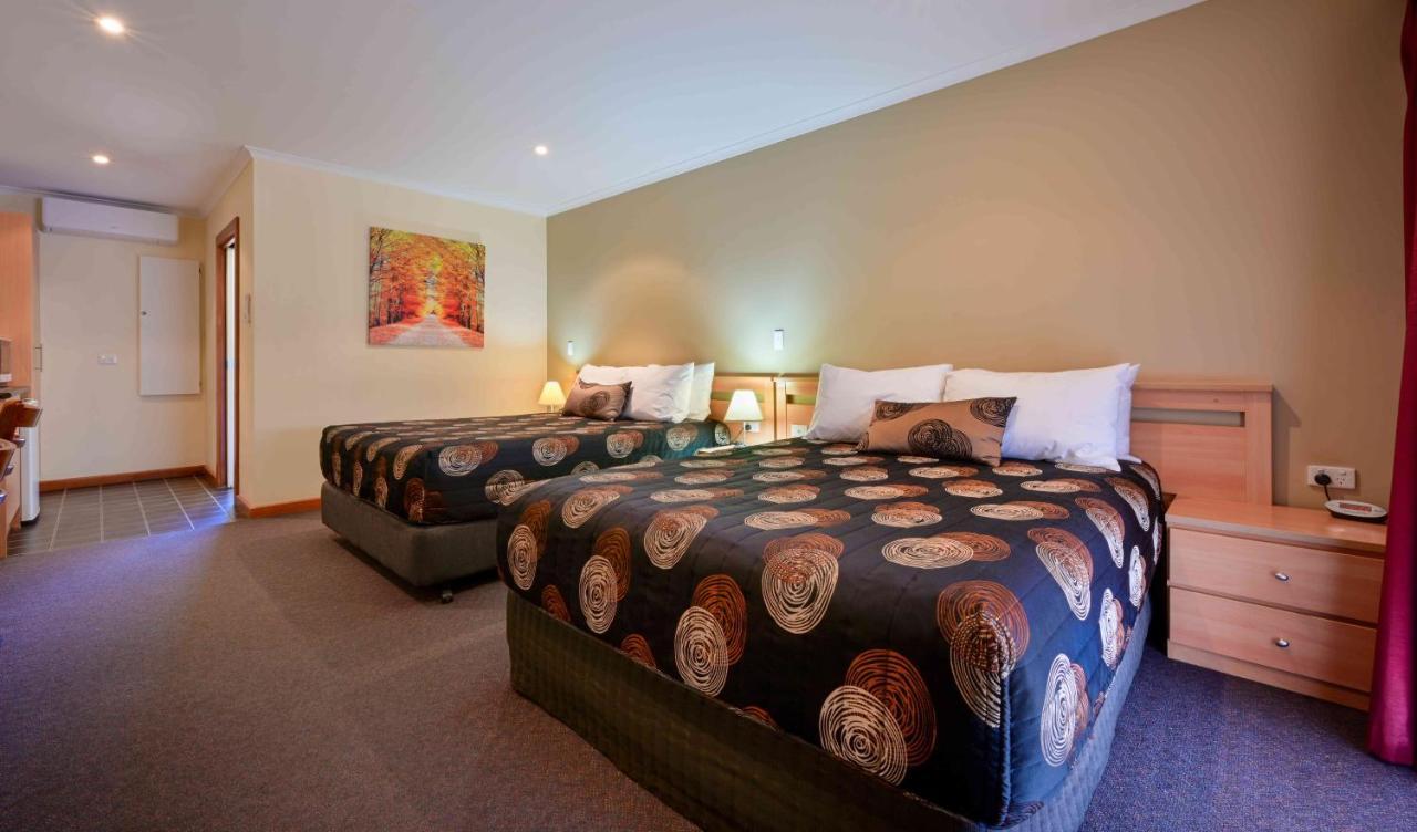 Westland Hotel Motel Whyalla Esterno foto