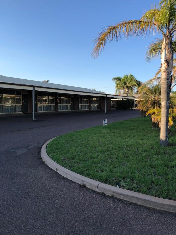 Westland Hotel Motel Whyalla Esterno foto
